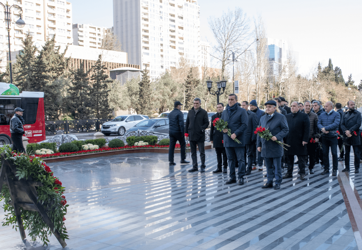 “Ana Harayi” (Khojaly Massacre Memorial) monument was visited by the management team of  “Azersun Holding”